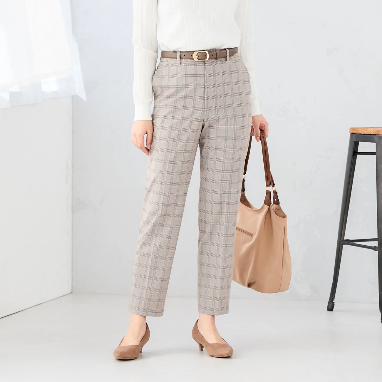 Check Straight Pants - Gray Beige