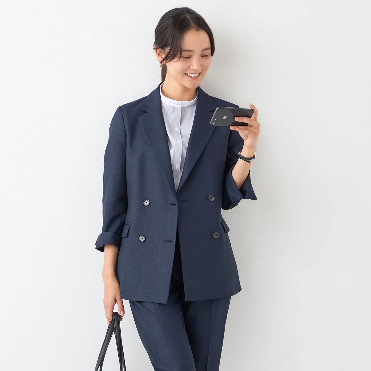 THE THIRD SUITS Linen-Like Cropped Sleeve Double-Breasted Jacket - Navy - Image 13